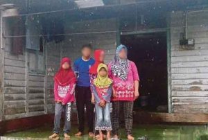 Contoh Foto Keluarga Syarat KIP Kuliah Dijamin ACC